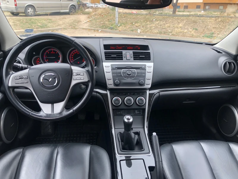 Mazda 6 2.0d ПЕРФЕКТНА!!! ОБСЛУЖЕНА!!!, снимка 11 - Автомобили и джипове - 48000525