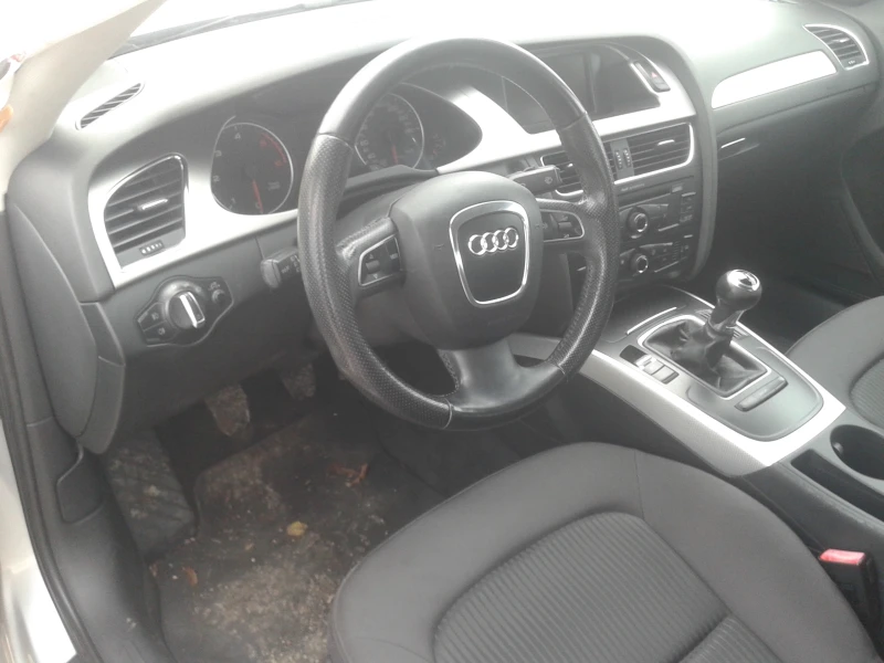 Audi A4 2.0д, снимка 7 - Автомобили и джипове - 48235440