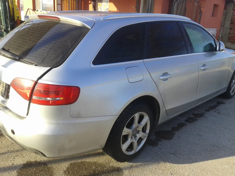 Audi A4 2.0д, снимка 10 - Автомобили и джипове - 48235440