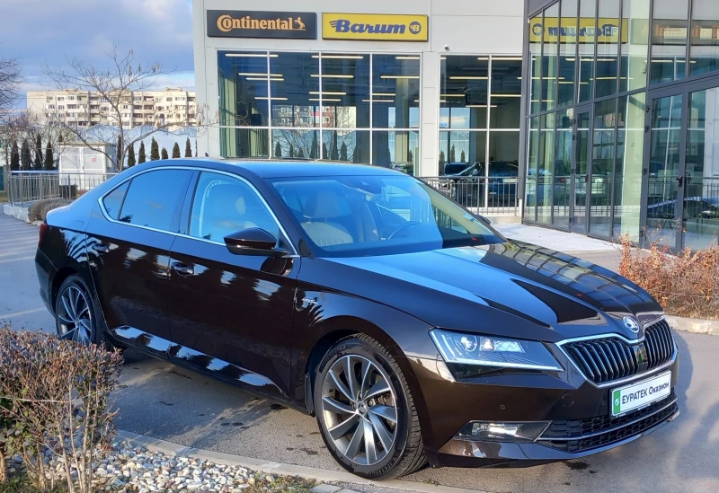 Skoda Superb L&K 2.0TDI/4х4/7DSG, снимка 2 - Автомобили и джипове - 49162697