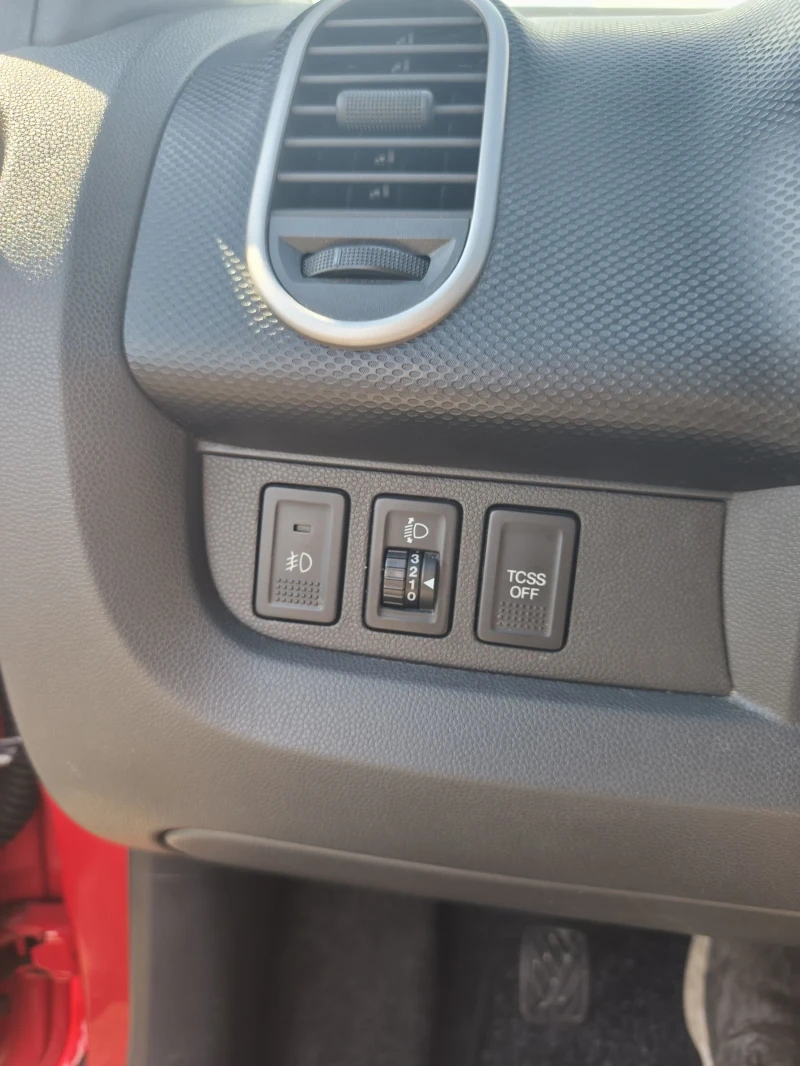 Suzuki Splash 1.2i, снимка 11 - Автомобили и джипове - 52692585