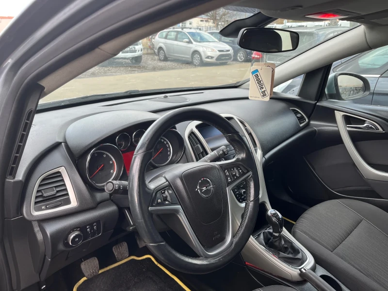 Opel Astra 1.3 eco flex, снимка 5 - Автомобили и джипове - 52577955