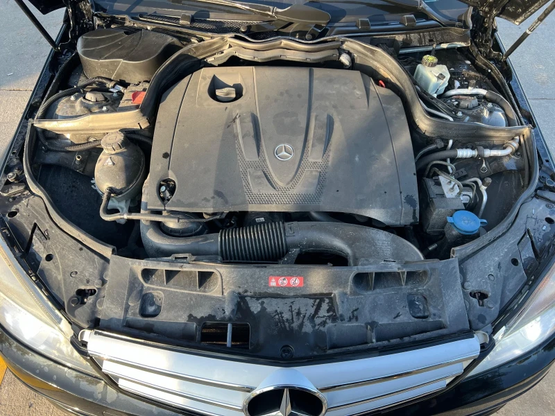 Mercedes-Benz C 200, снимка 6 - Автомобили и джипове - 52858840