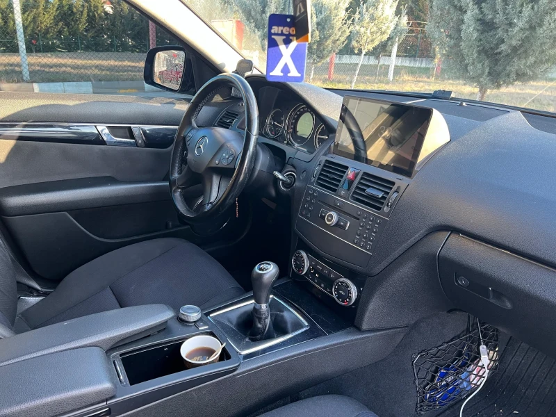 Mercedes-Benz C 200, снимка 5 - Автомобили и джипове - 52858840