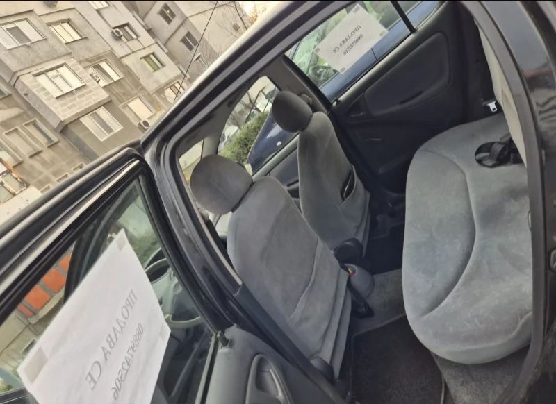 Toyota Yaris, снимка 4 - Автомобили и джипове - 52898376