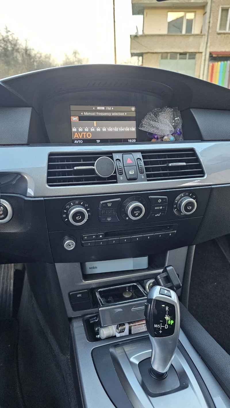 BMW 523 Facelift, снимка 9 - Автомобили и джипове - 53168460