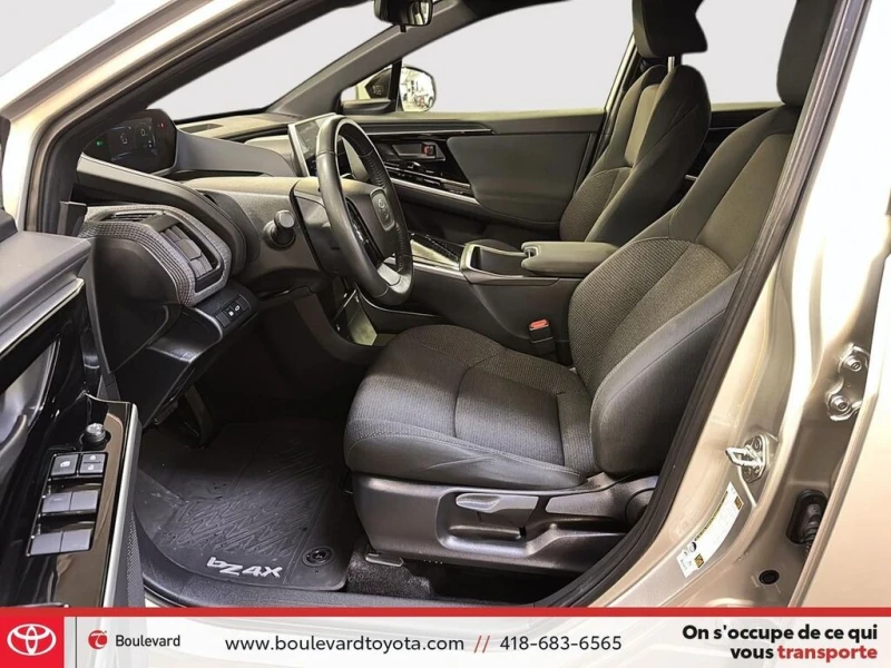 Toyota bZ4X One Owner* Подгрев* Bluetooth* От представителство, снимка 12 - Автомобили и джипове - 53361348