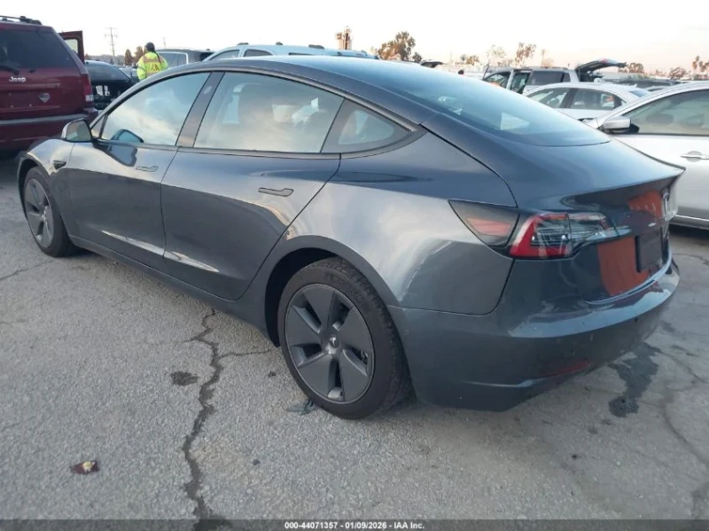 Tesla Model 3, снимка 5 - Автомобили и джипове - 53591057