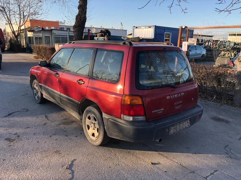 Subaru Forester 2.0i, снимка 3 - Автомобили и джипове - 24195290