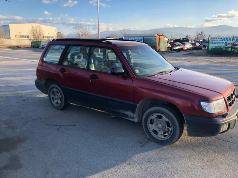 Subaru Forester 2.0i, снимка 5 - Автомобили и джипове - 24195290