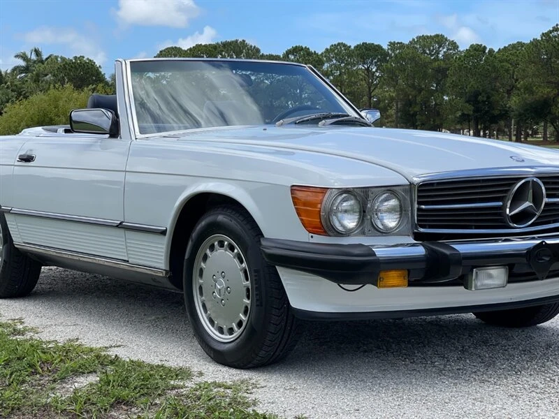 Mercedes-Benz SL 560, снимка 3 - Автомобили и джипове - 52478483