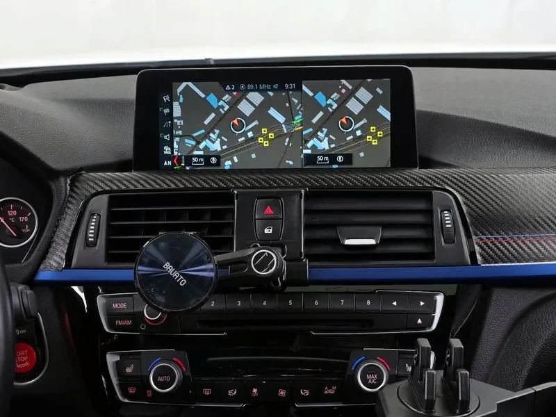 BMW 330 I M Sports, снимка 12 - Автомобили и джипове - 55929093
