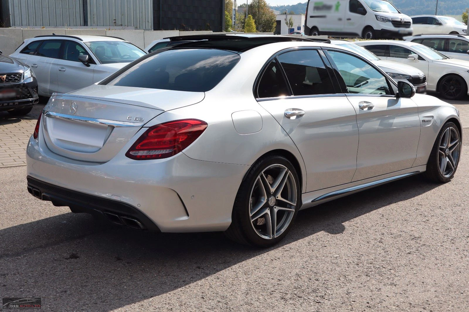 Mercedes-Benz C 63 AMG AMG/476HP/SPORT/PANO/DIS/ACC/TSR/588b - изображение 7