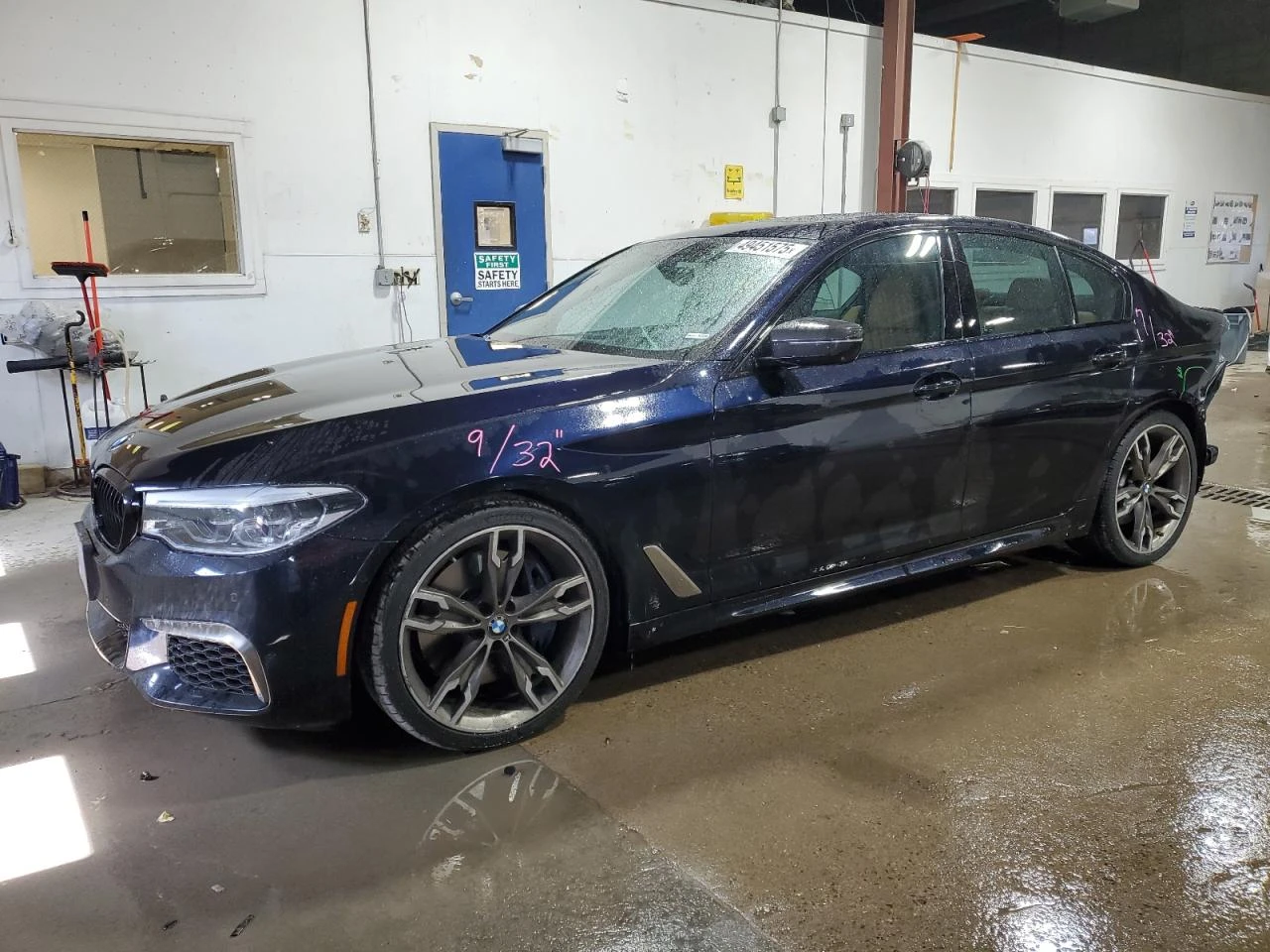 BMW 550 M550XI* HEAD UP* SOFT-CLOSE* КЛИП НА МОТОР - изображение 2
