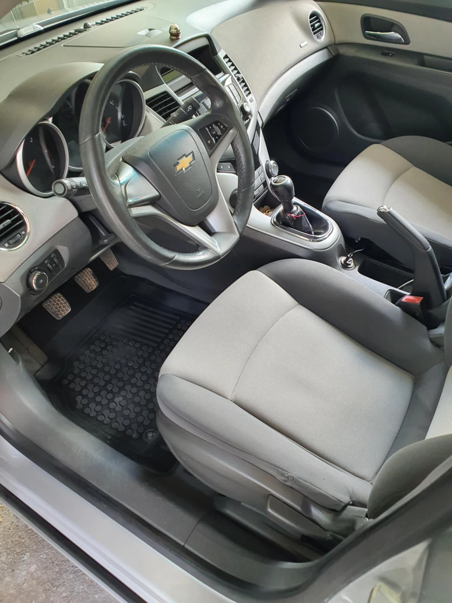 Chevrolet Cruze  - изображение 6