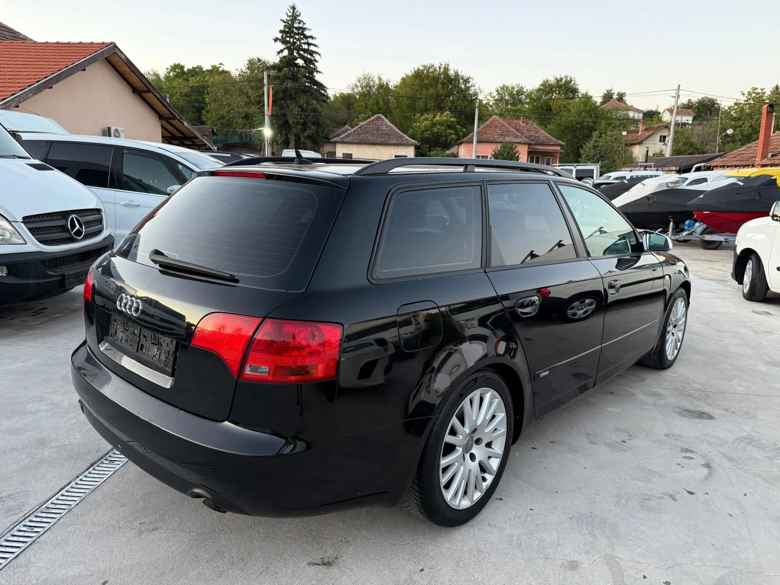 Audi A4 B7 2.5TDI S-LINE - изображение 7