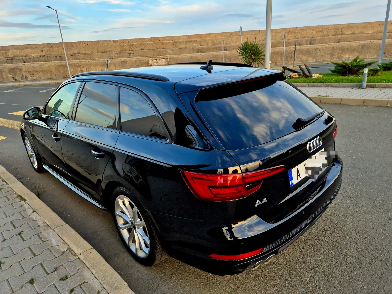 Audi A4 QUATRO S-LINE  - изображение 4