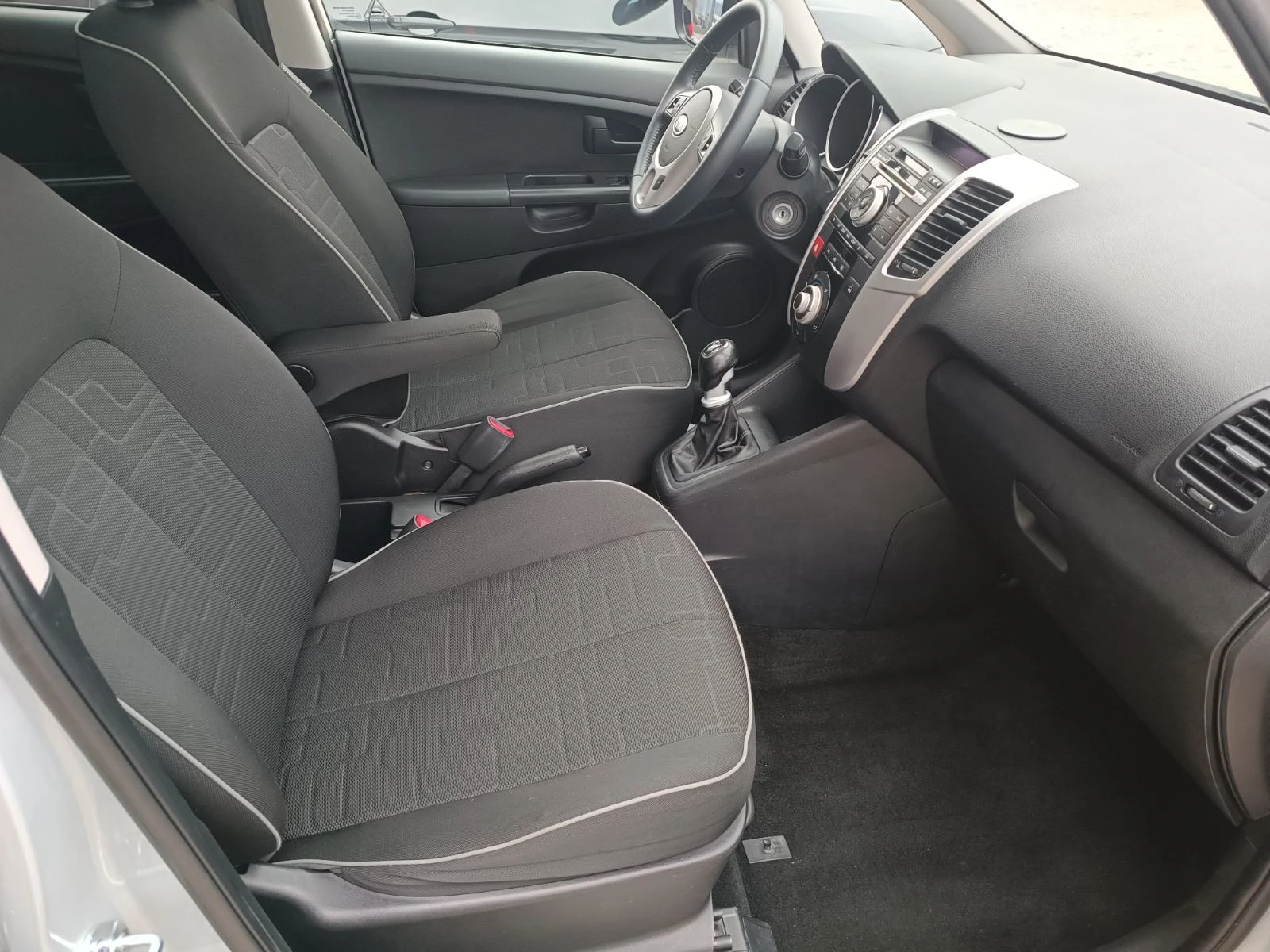 Kia Venga 1.4 CRDI | Mobile.bg   10