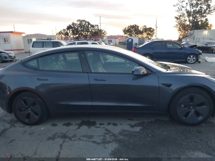 Tesla Model 3 | Mobile.bg � ����������� 12