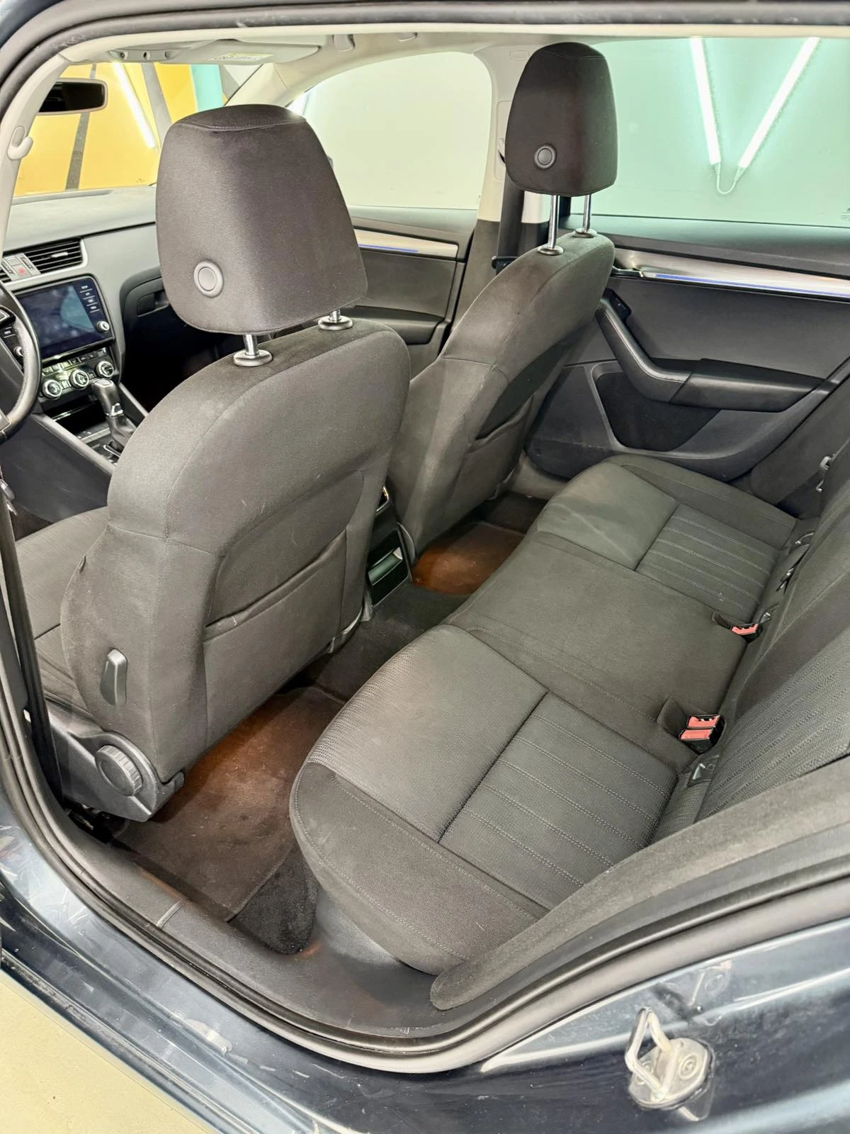 Skoda Octavia Style, снимка 4 - Автомобили и джипове - 53765785