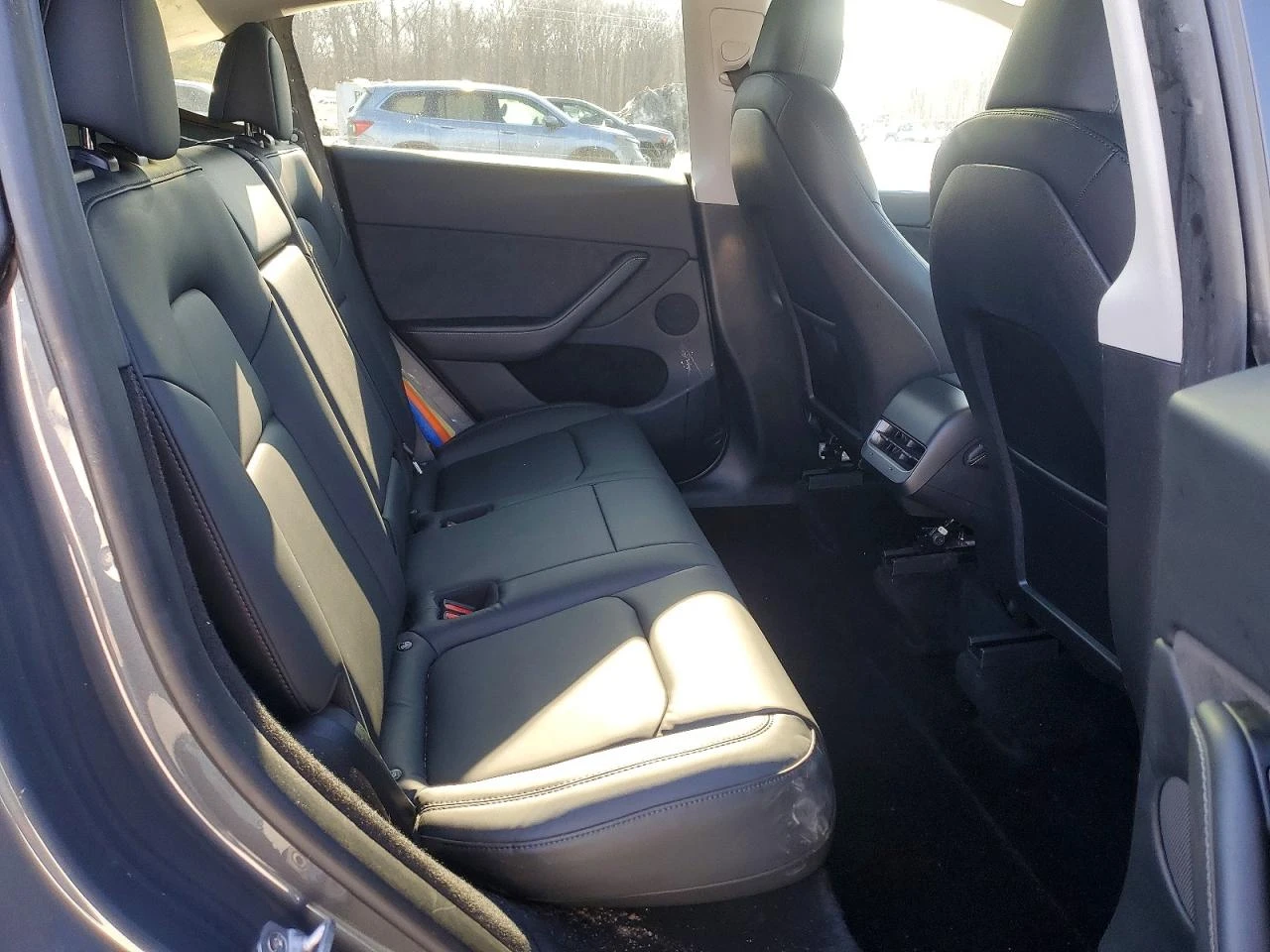 Tesla Model Y, снимка 12 - Автомобили и джипове - 53916762