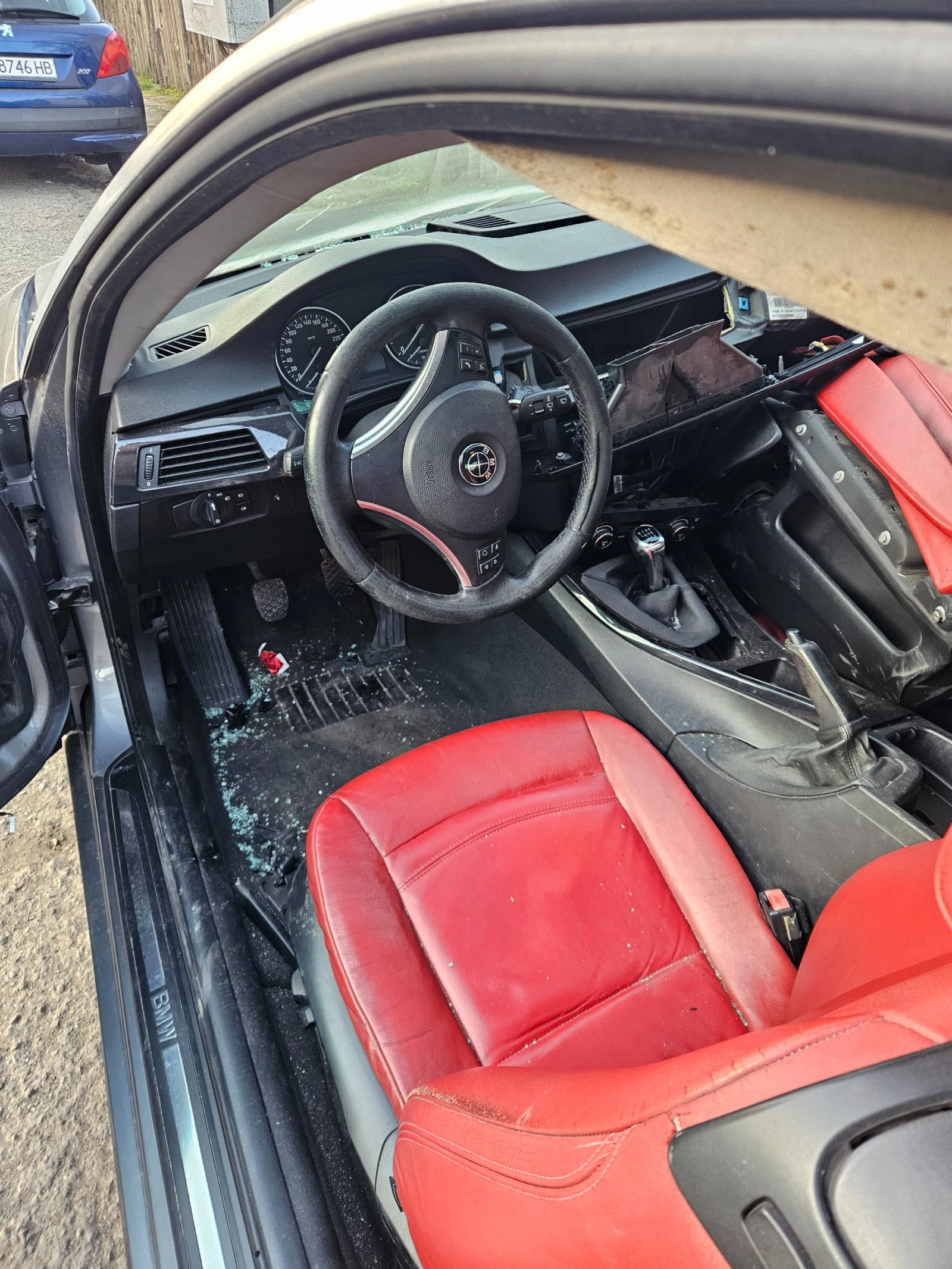 BMW 330, снимка 5 - Автомобили и джипове - 53927831