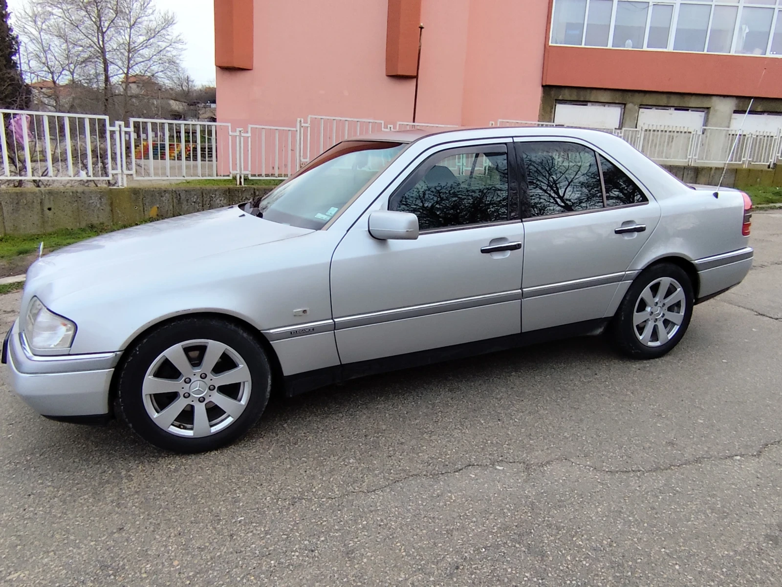 Mercedes-Benz C 180 W202 | Mobile.bg � ����������� 2