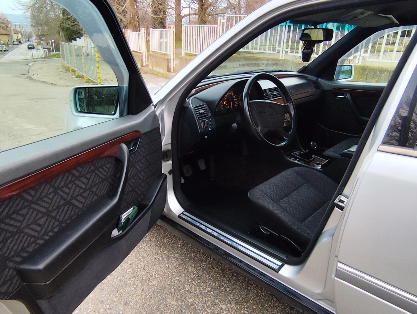 Mercedes-Benz C 180 W202 | Mobile.bg � ����������� 6