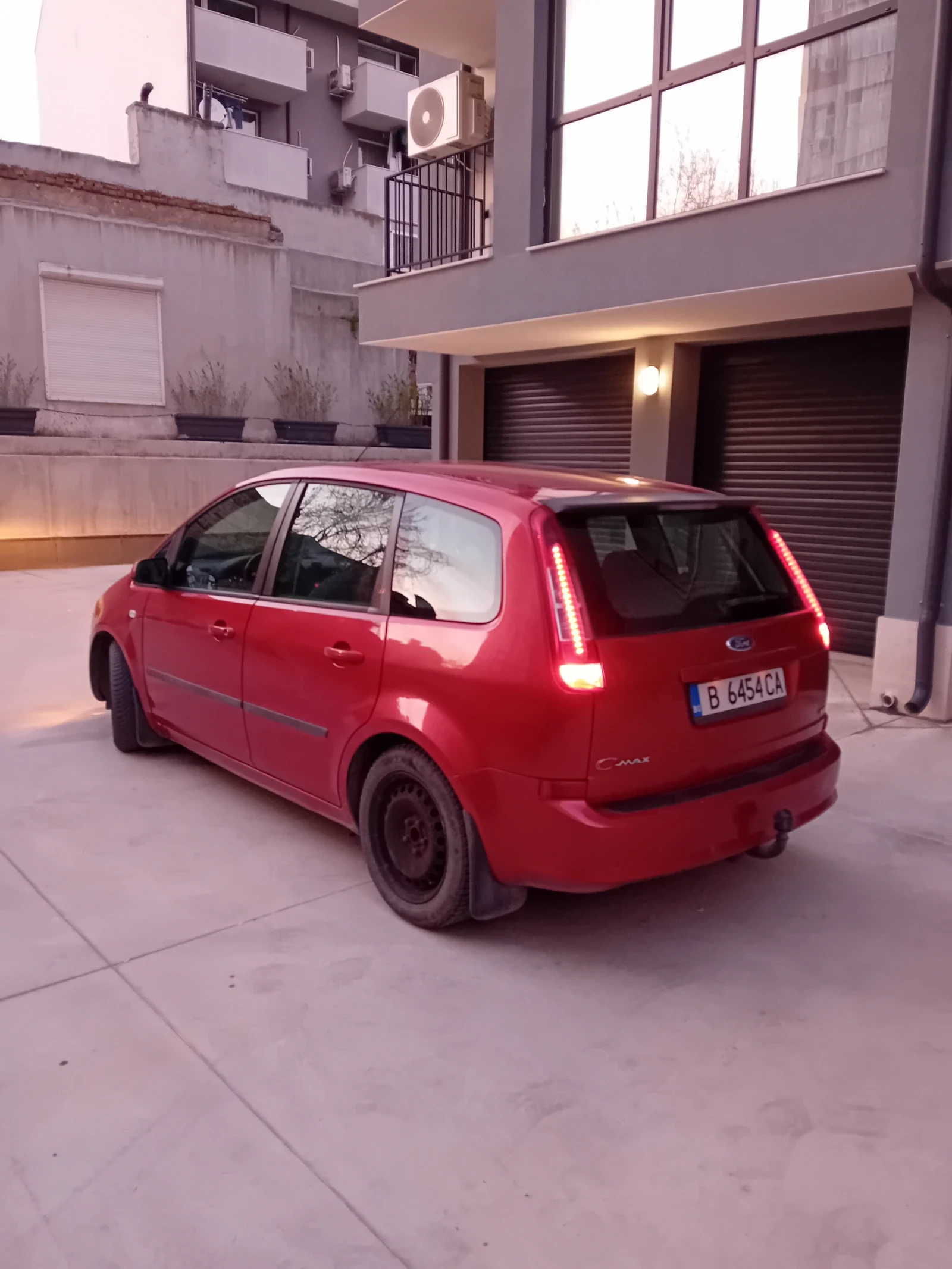 Ford C-max, снимка 3 - Автомобили и джипове - 54221223