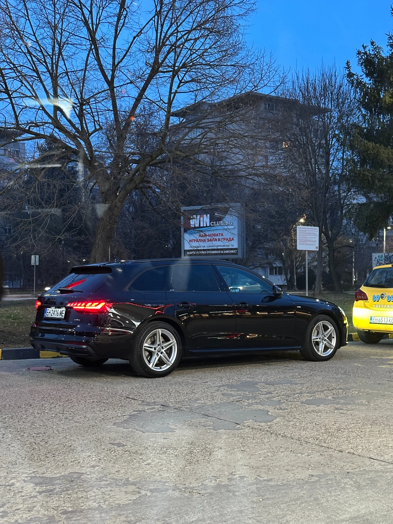 Audi A4 45 TDI, снимка 16 - Автомобили и джипове - 54413459