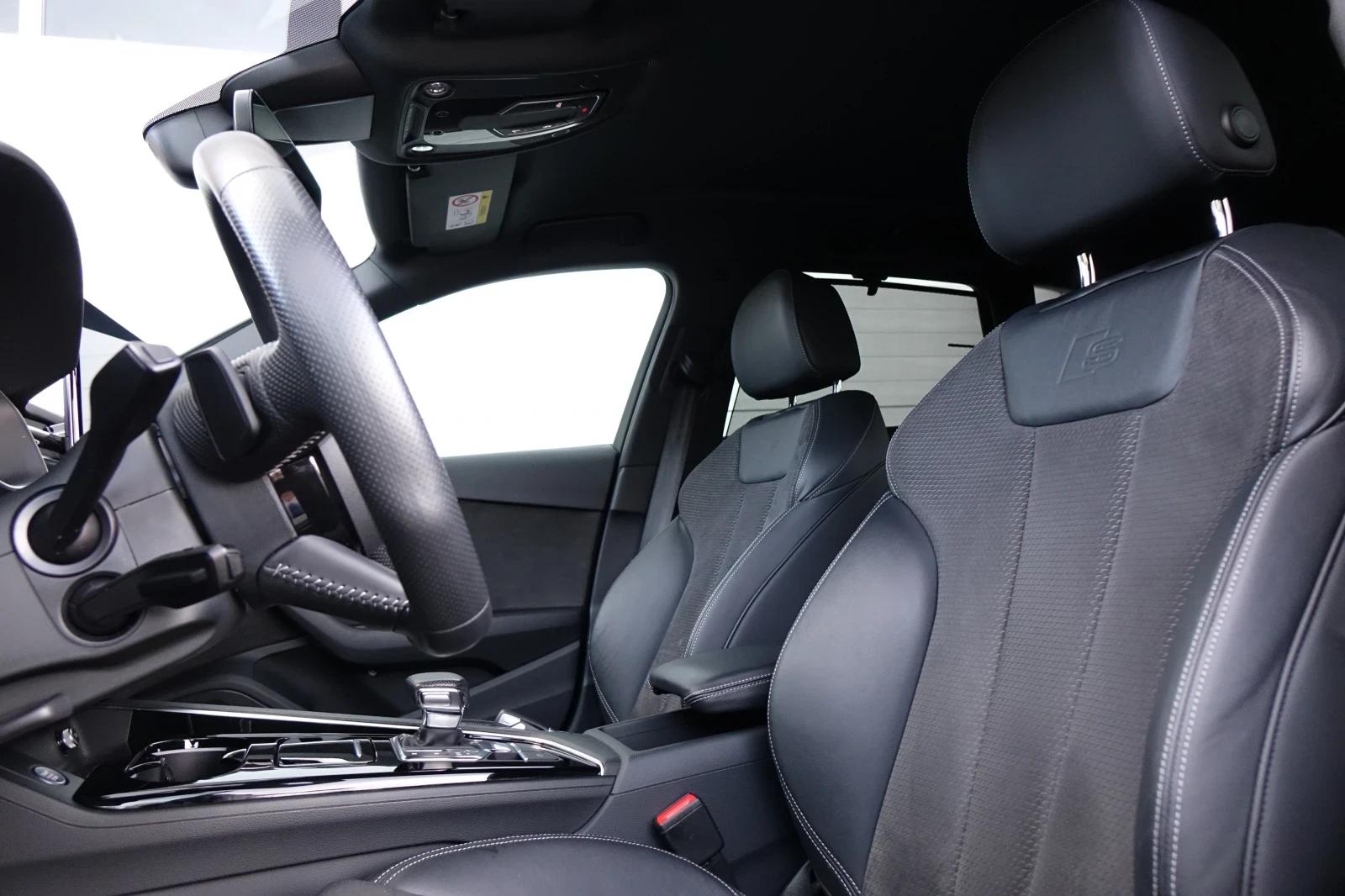 Audi A4 45 TDI, снимка 11 - Автомобили и джипове - 54413459