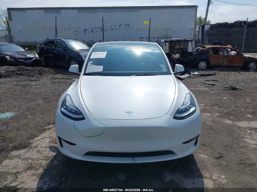 Tesla Model Y Long Range Dual Motor All-Wheel Drive, снимка 13 - Автомобили и джипове - 54419100