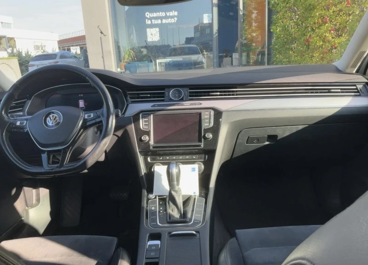 VW Passat DIGITAL DSG ОЧАКВАН ВНОС, снимка 16 - Автомобили и джипове - 54644975