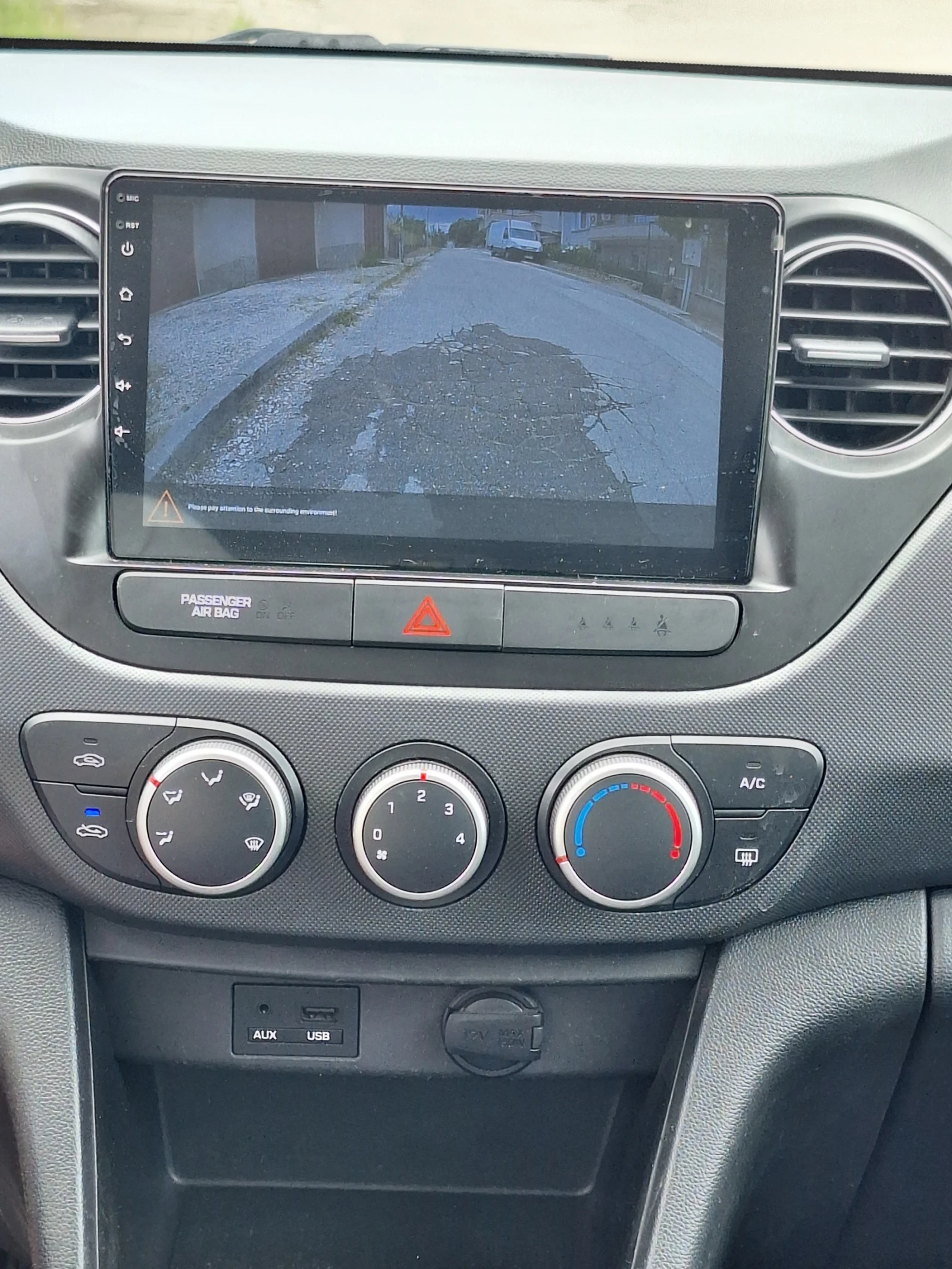 Hyundai I10, снимка 9 - Автомобили и джипове - 54702245