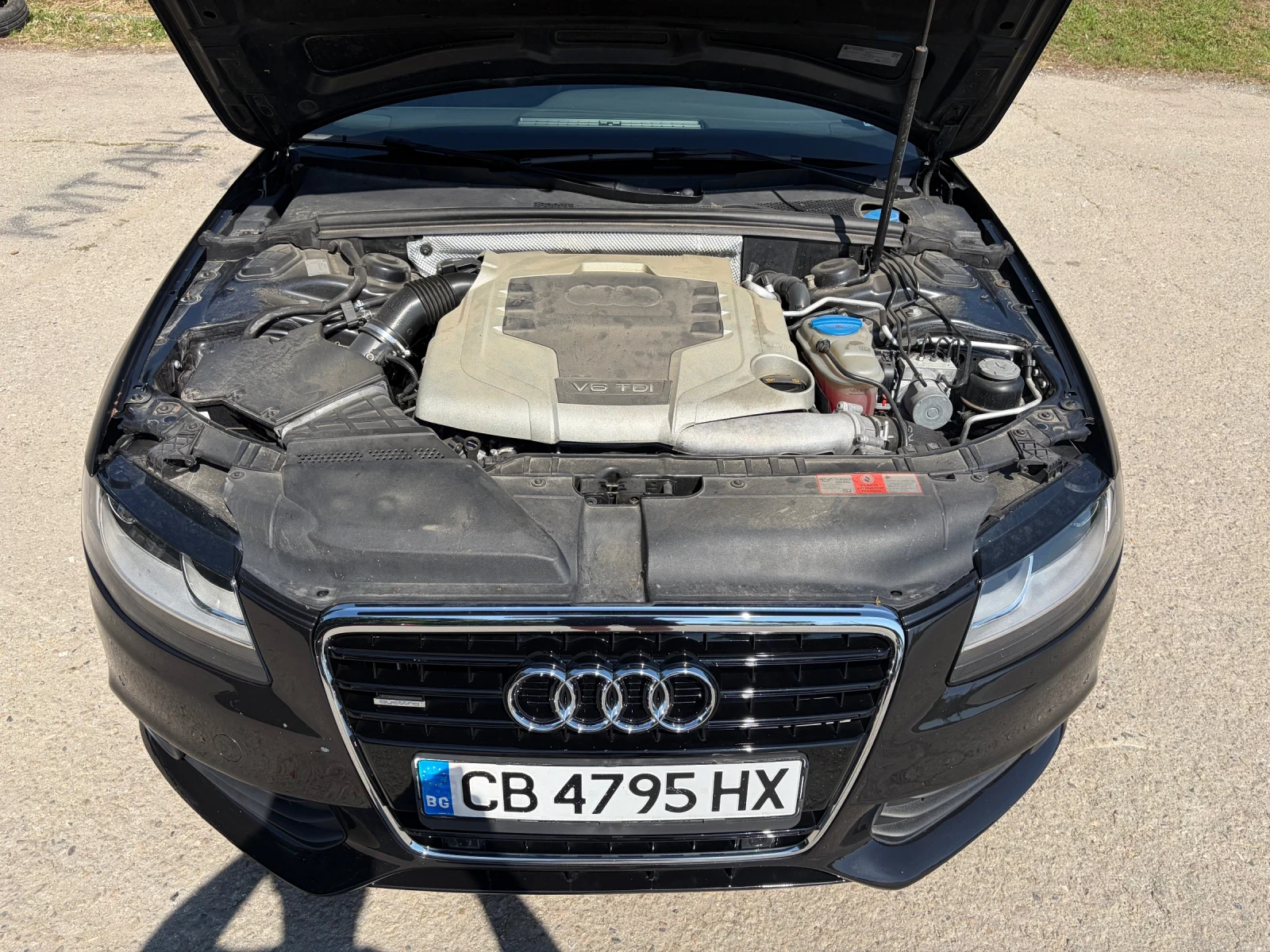 Audi A4 3.0TDI, снимка 13 - Автомобили и джипове - 54857027