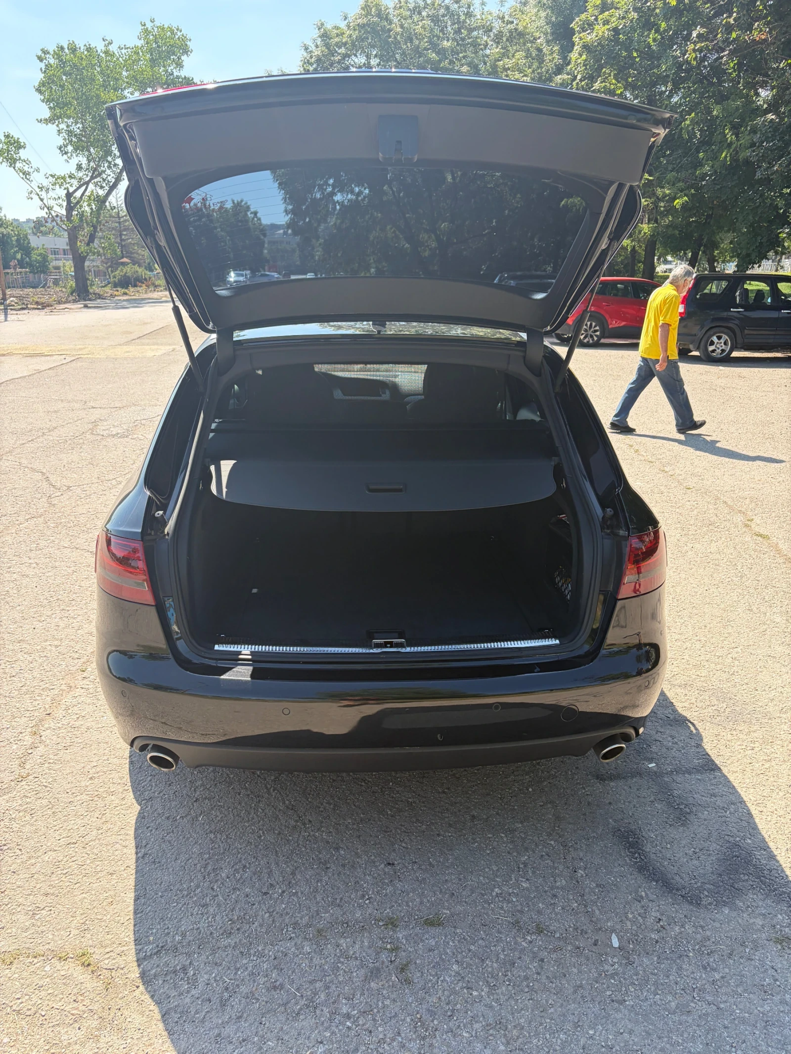 Audi A4 3.0TDI, снимка 12 - Автомобили и джипове - 54857027
