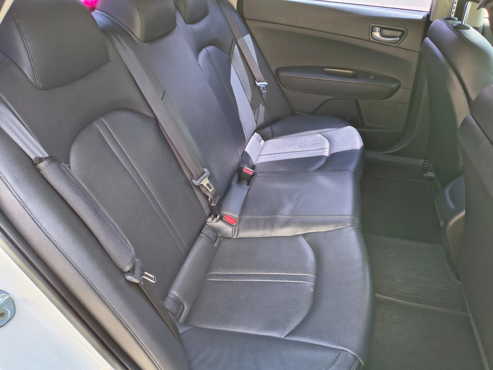 Kia K5, снимка 12 - Автомобили и джипове - 54912544