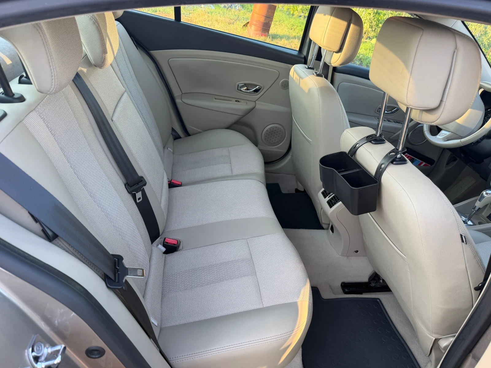 Renault Fluence 1.5 dCi AUT ����� ���������� | Mobile.bg � ����������� 12