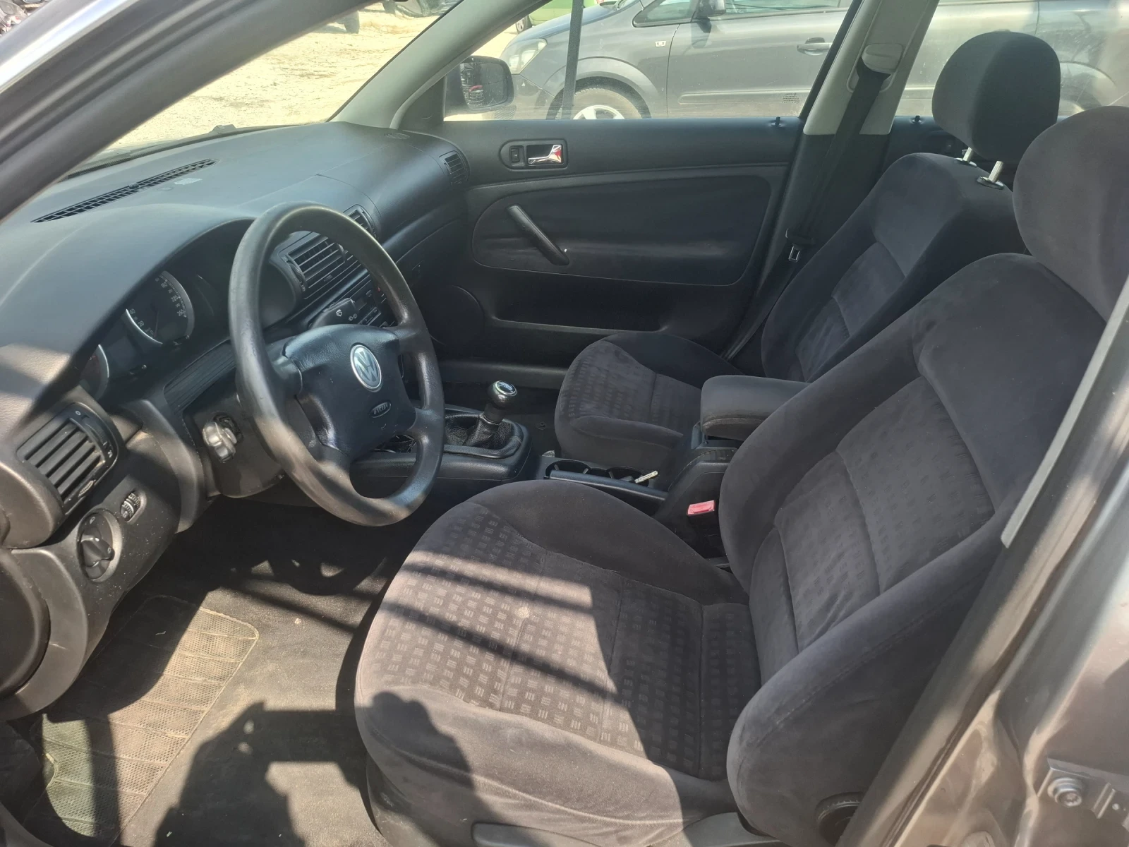 VW Passat 1.9 TDI, 100K.C. | Mobile.bg � ����������� 6