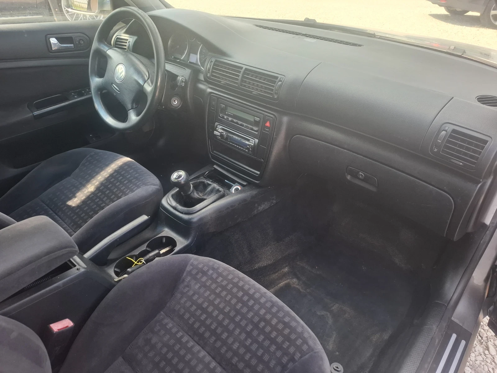 VW Passat 1.9 TDI, 100K.C. | Mobile.bg � ����������� 10