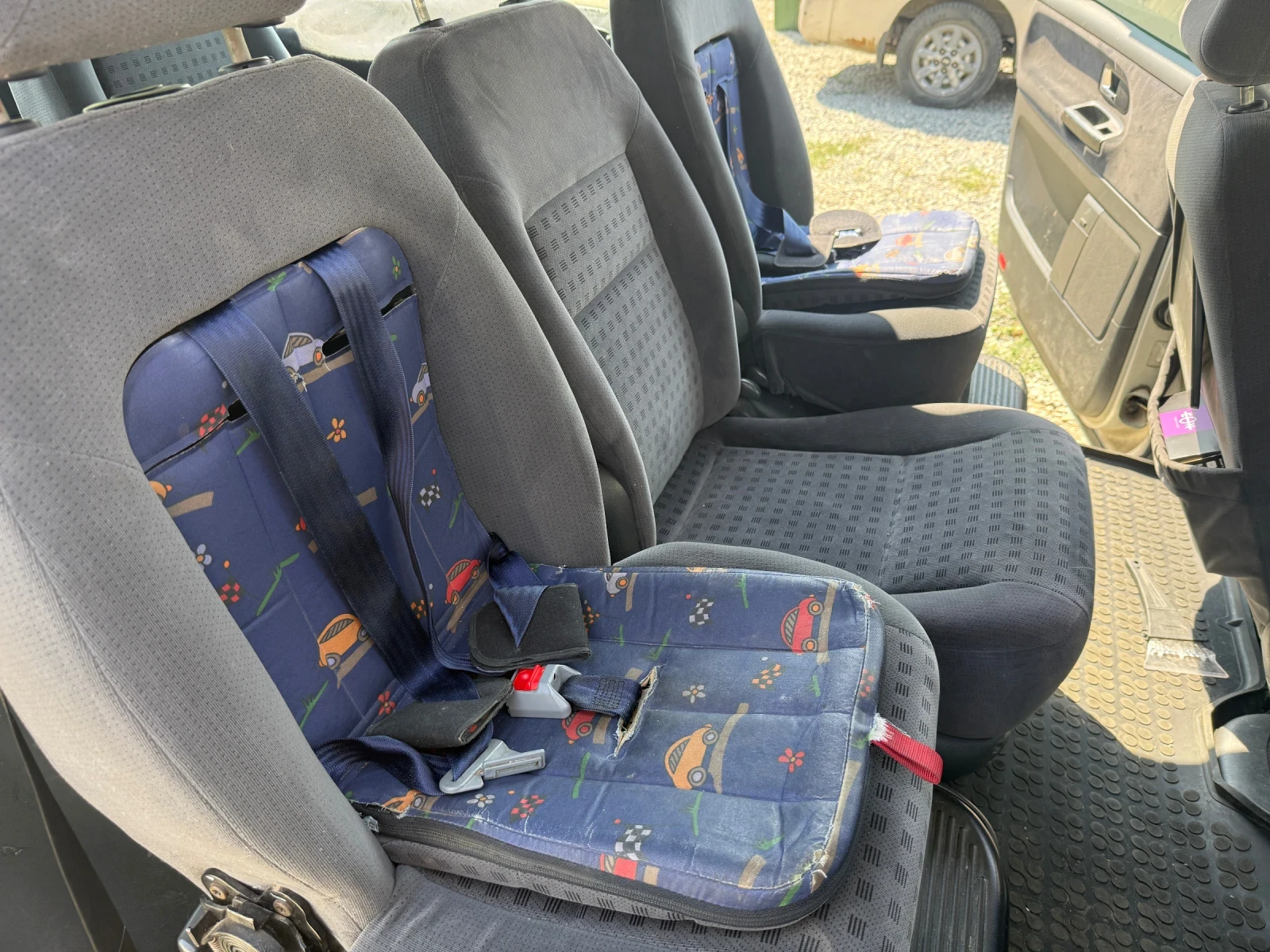 VW Sharan 1.8T, снимка 12 - Автомобили и джипове - 55927261