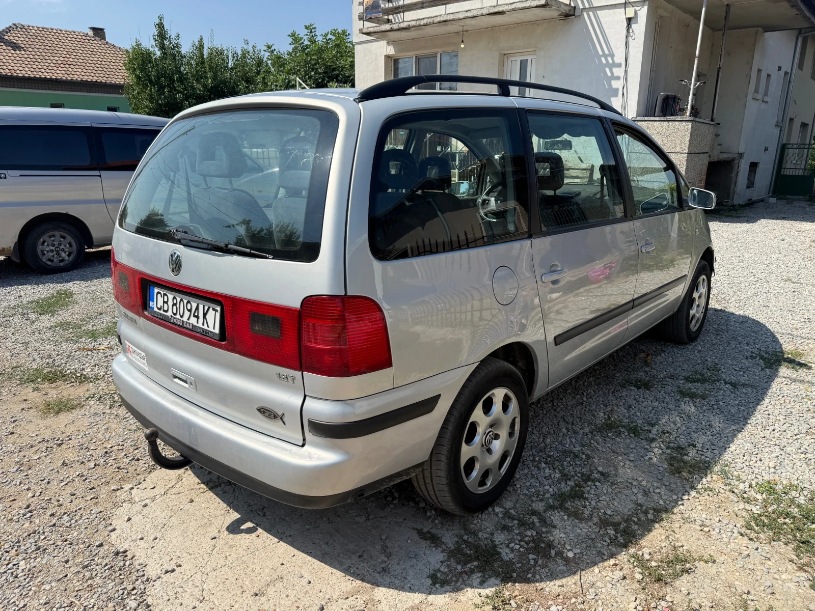 VW Sharan 1.8T, снимка 6 - Автомобили и джипове - 55927261