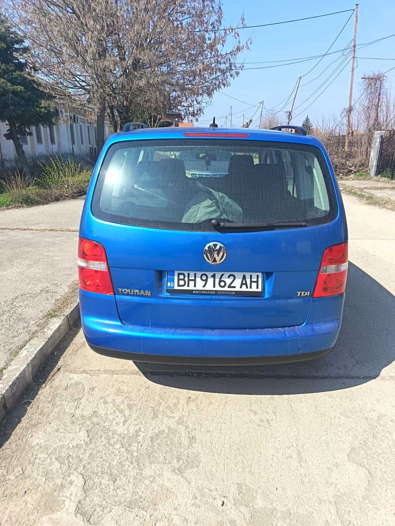 VW Touran 1.9 TDI 105кс 6+ 1, снимка 3 - Автомобили и джипове - 56057947