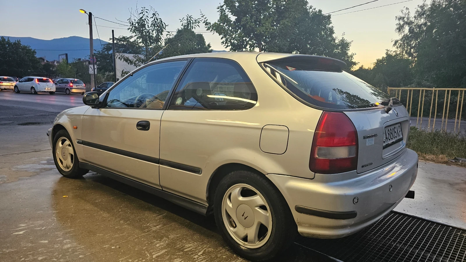Honda Civic, снимка 2 - Автомобили и джипове - 56149725