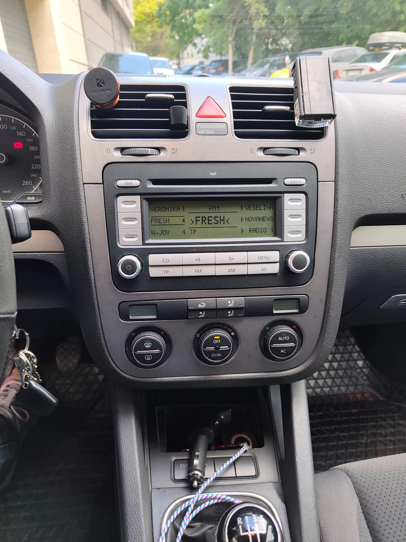 VW Golf, снимка 7 - Автомобили и джипове - 56372407