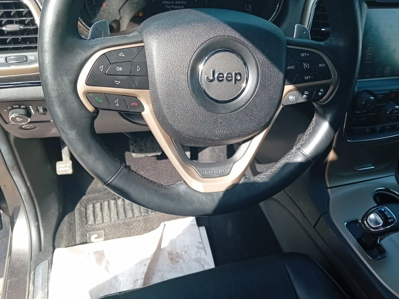 Jeep Grand cherokee Summit 3.6i, снимка 16 - Автомобили и джипове - 46520943