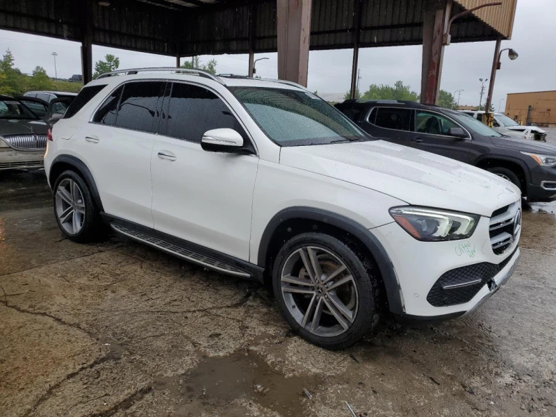 Mercedes-Benz GLE 350 BURMESTER* МАСАЖ* ОБДУХ* ДИГ.ТАБЛО, снимка 3 - Автомобили и джипове - 47651466