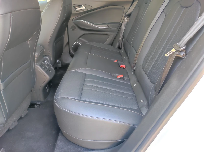 Opel Grandland X Ultimate 1.6 Plug-in-Hybrid  (225hp) AT8, снимка 12 - Автомобили и джипове - 50625538
