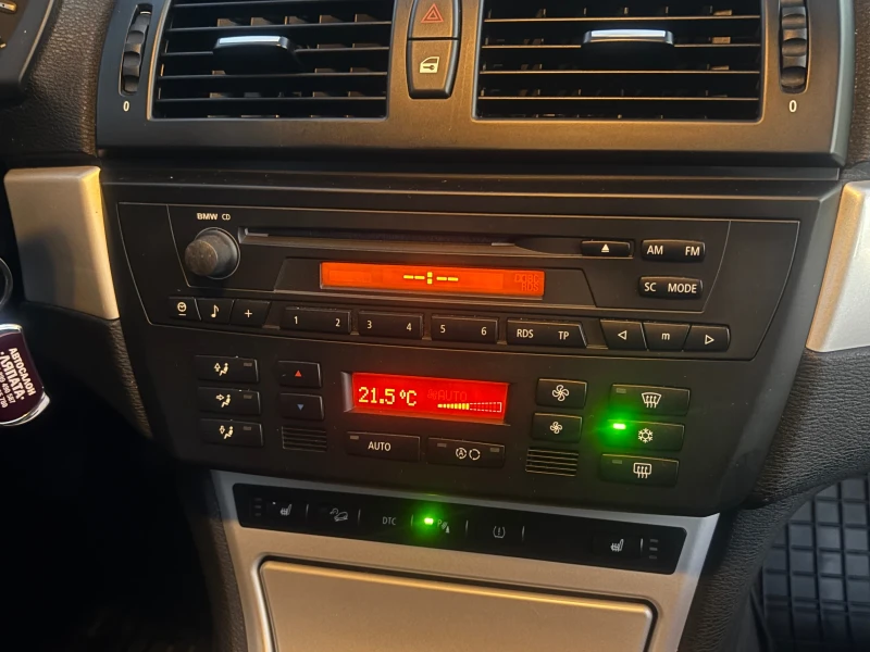 BMW X3, снимка 12 - Автомобили и джипове - 52404014