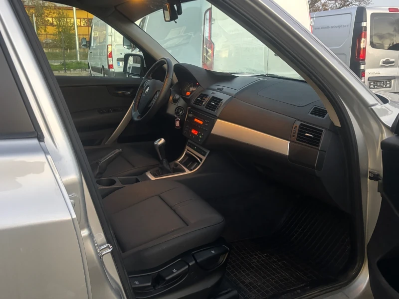BMW X3, снимка 11 - Автомобили и джипове - 52404014